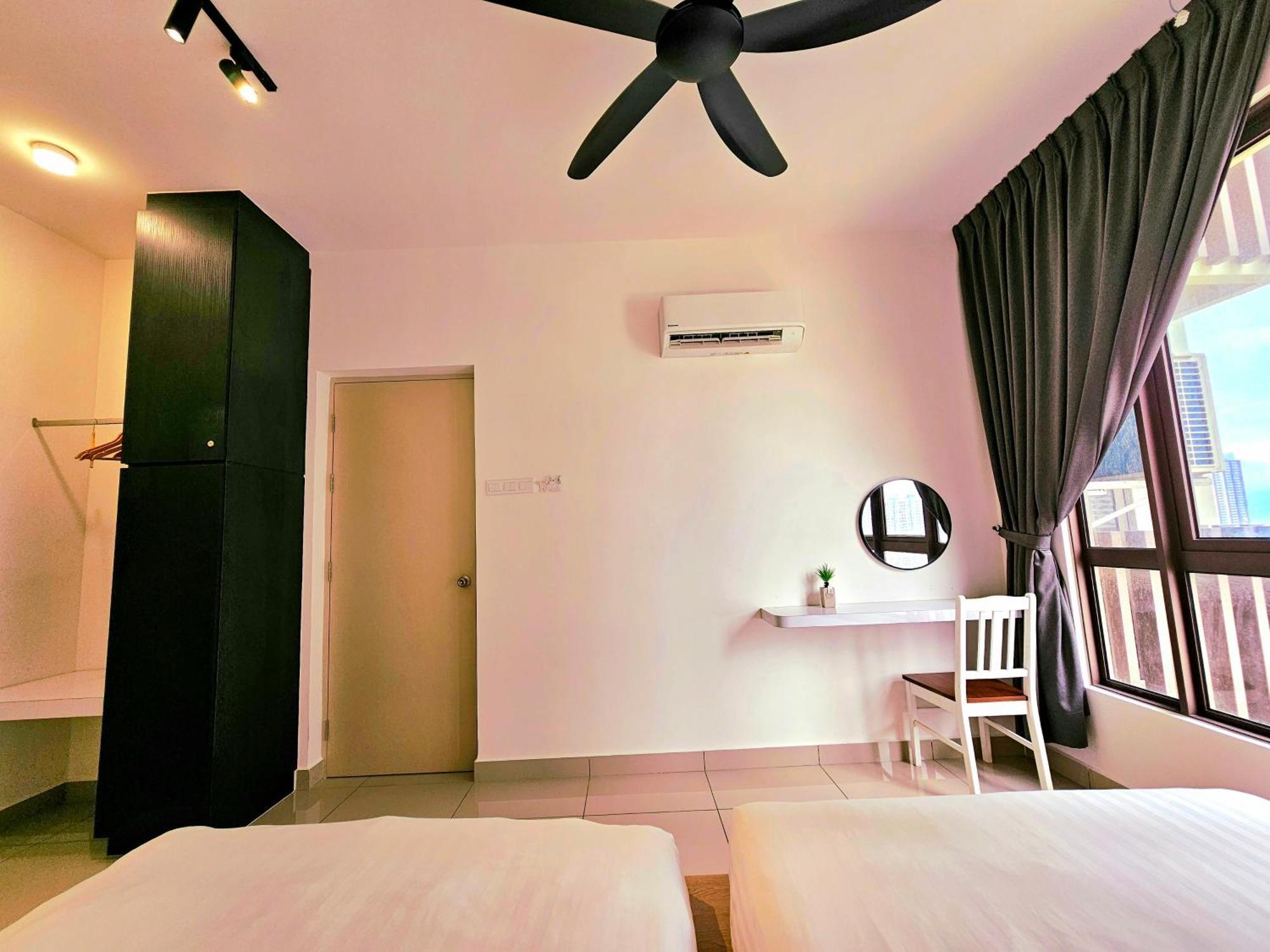 Bali Residence Waterpark Executive Suites Melaka By Ggm Exterior photo