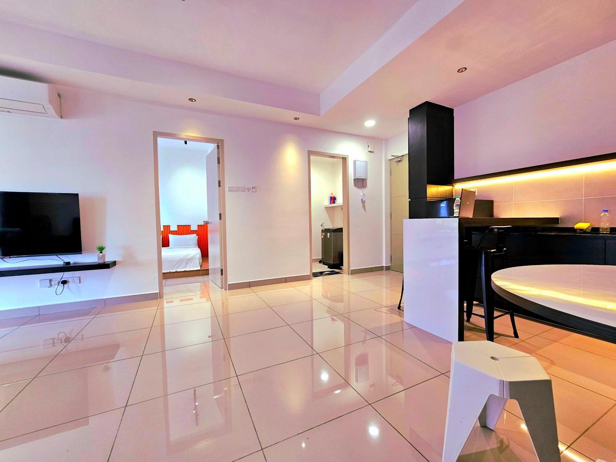 Bali Residence Waterpark Executive Suites Melaka By Ggm Exterior photo